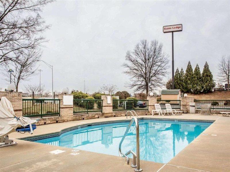 Econo Lodge&suites Norman 2*