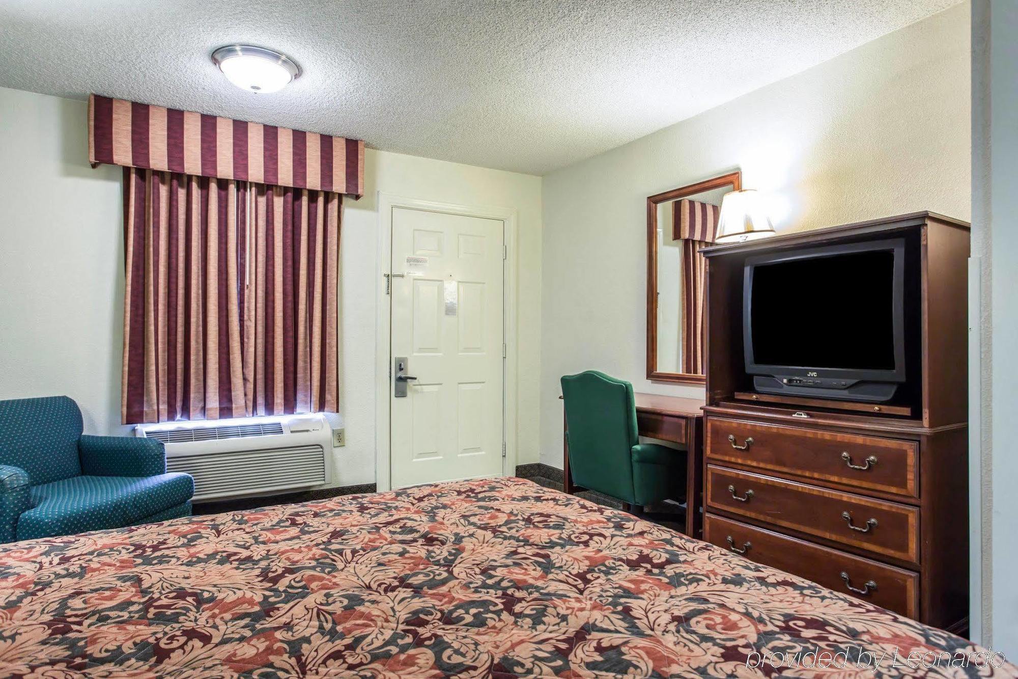 Econo Lodge&suites Norman Hotel Cornelius
