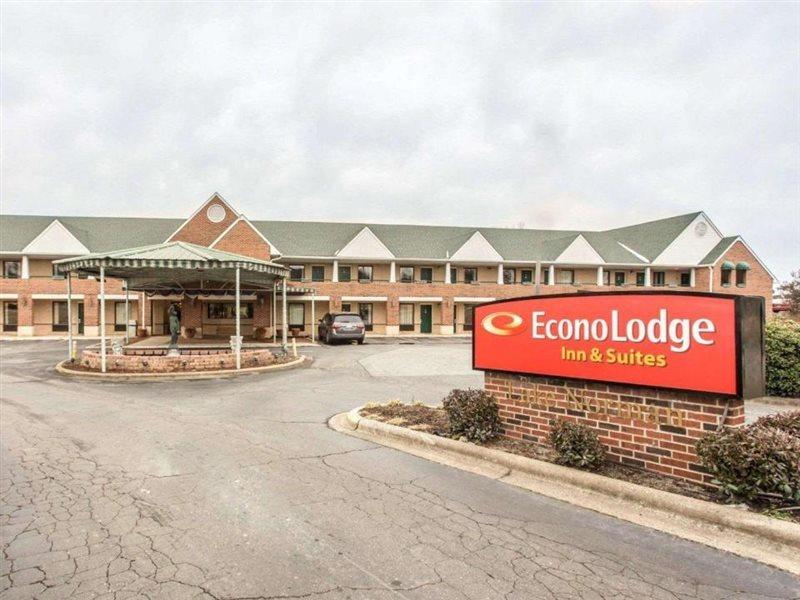 Red Roof & - Norman Hotel Cornelius